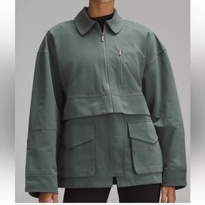 NWT Lululemon Glyde 2 in 1 Jacket Size XS runs large